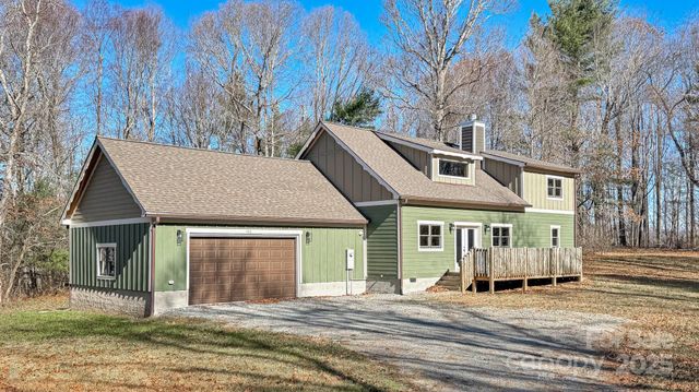 486 Hunter-Lysik Way, Laurel Springs, NC 28644