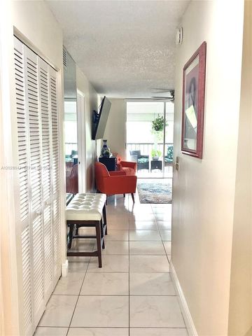 8900 Washington Boulevard 415, Pembroke Pines, FL 33025