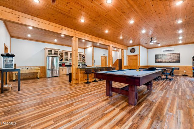 285 Cable Hollow Road, Butler, TN 37640