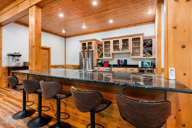285 Cable Hollow Road, Butler, TN 37640