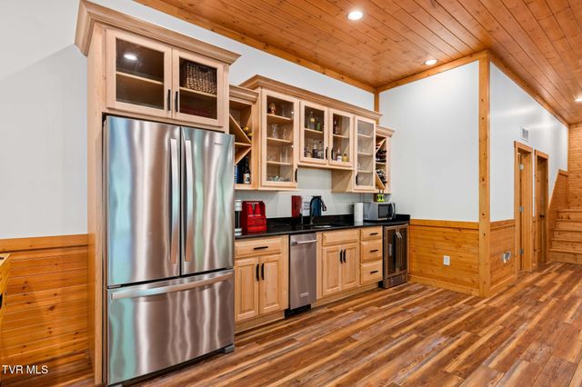 285 Cable Hollow Road, Butler, TN 37640