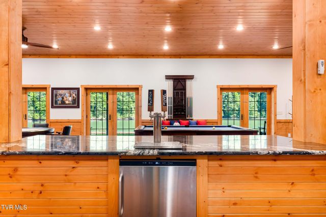 285 Cable Hollow Road, Butler, TN 37640