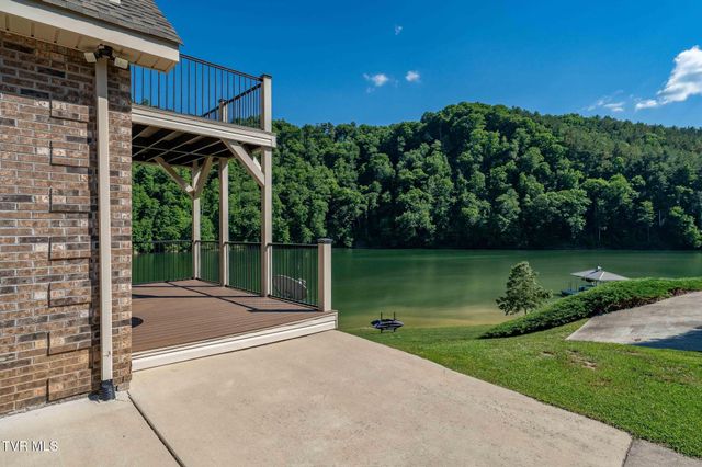 285 Cable Hollow Road, Butler, TN 37640