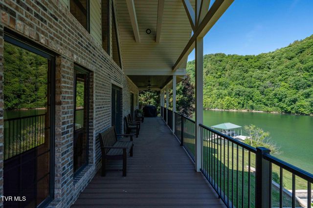 285 Cable Hollow Road, Butler, TN 37640