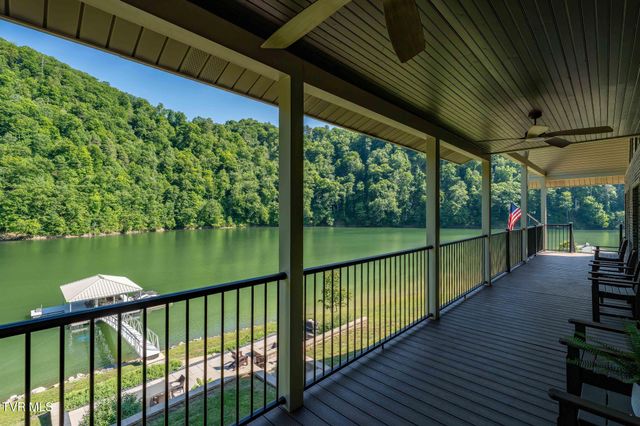 285 Cable Hollow Road, Butler, TN 37640