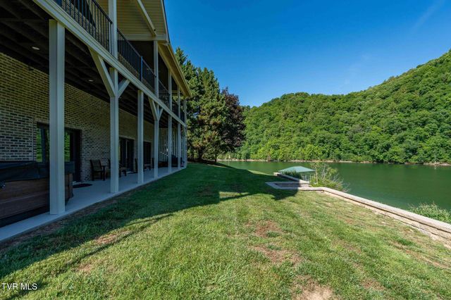 285 Cable Hollow Road, Butler, TN 37640