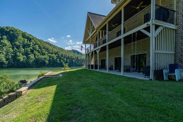 285 Cable Hollow Road, Butler, TN 37640