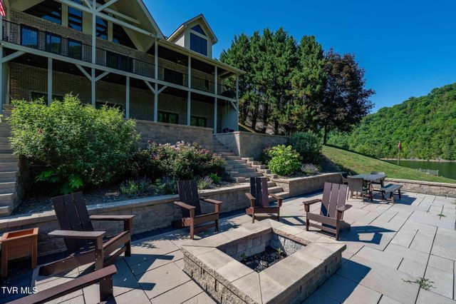 285 Cable Hollow Road, Butler, TN 37640