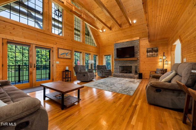 285 Cable Hollow Road, Butler, TN 37640