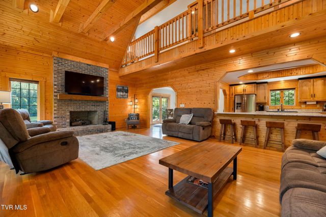 285 Cable Hollow Road, Butler, TN 37640