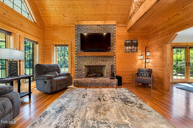 285 Cable Hollow Road, Butler, TN 37640
