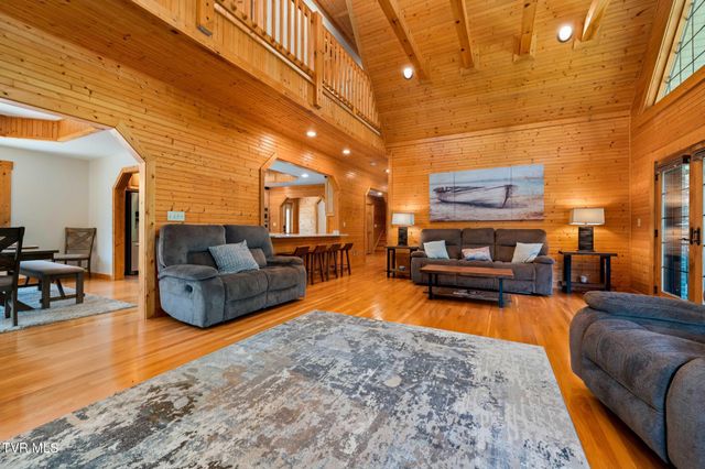 285 Cable Hollow Road, Butler, TN 37640