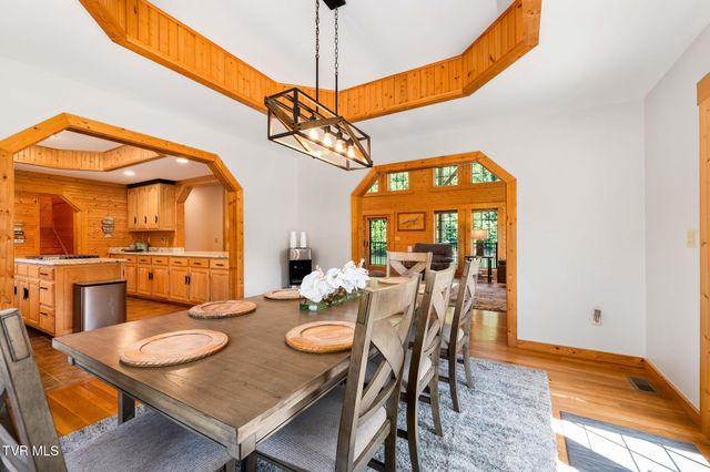 285 Cable Hollow Road, Butler, TN 37640