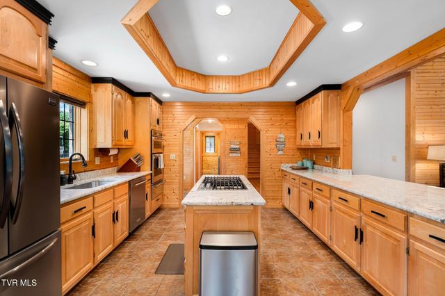 285 Cable Hollow Road, Butler, TN 37640