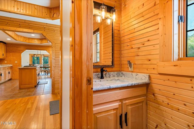 285 Cable Hollow Road, Butler, TN 37640