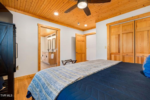 285 Cable Hollow Road, Butler, TN 37640