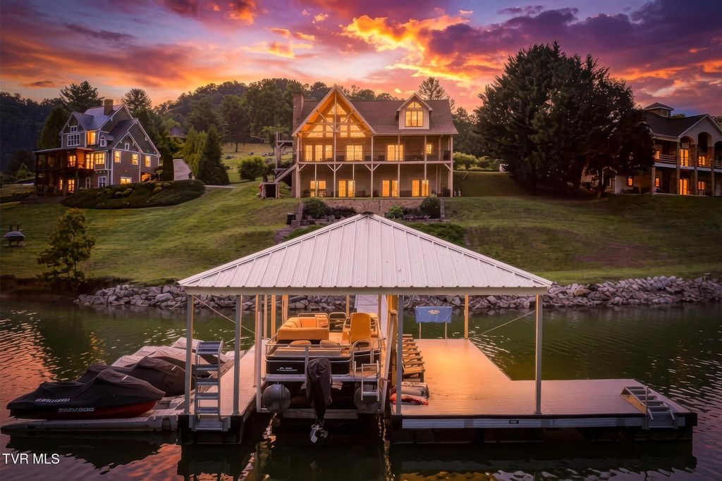 285 Cable Hollow Road, Butler, TN 37640