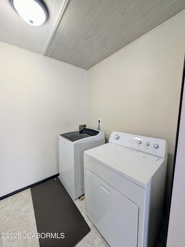 1310 SWIFTS HIGHWAY H202, Jefferson City, MO 65109