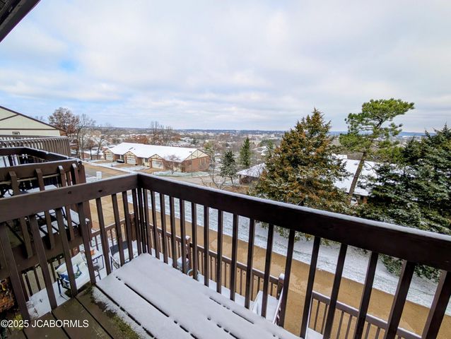 1310 SWIFTS HIGHWAY H202, Jefferson City, MO 65109