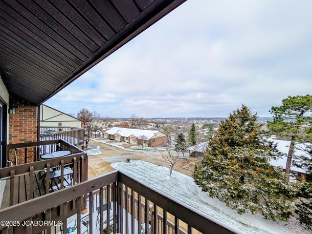 1310 SWIFTS HIGHWAY H202, Jefferson City, MO 65109