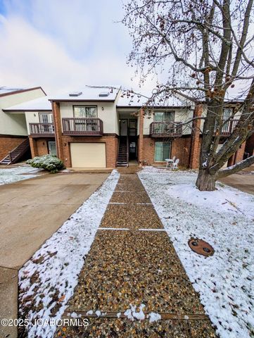 1310 SWIFTS HIGHWAY H202, Jefferson City, MO 65109