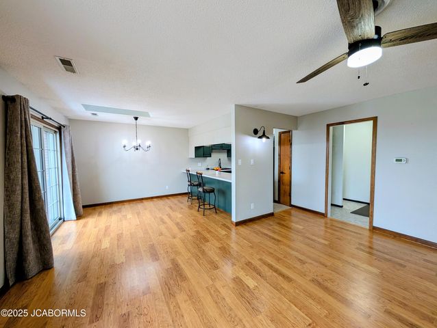 1310 SWIFTS HIGHWAY H202, Jefferson City, MO 65109