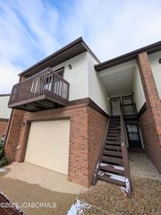 1310 SWIFTS HIGHWAY H202, Jefferson City, MO 65109