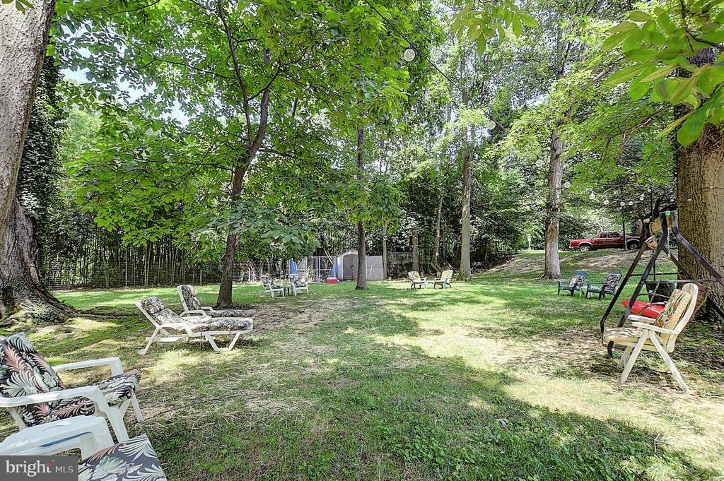 8610 BRIARCROFT LN, Laurel, MD 20708