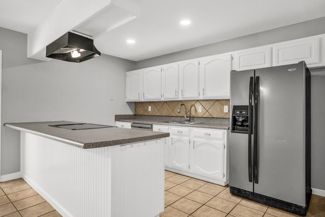 5613 Truitt Street, The Colony, TX 75056