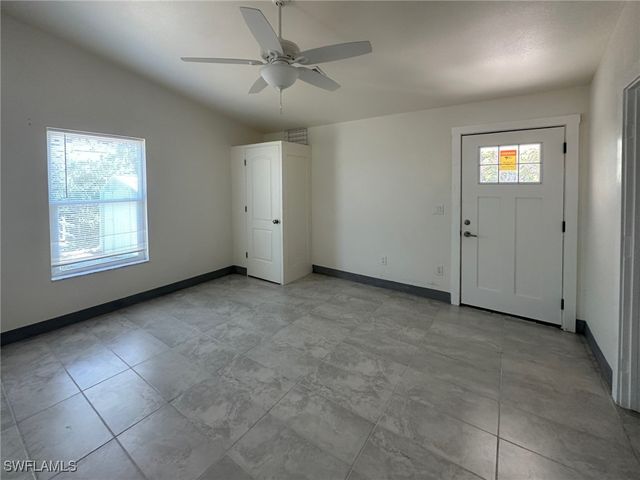 137 Meta ST, Fort Myers, FL 33905