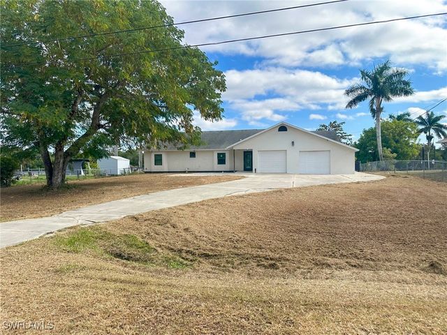 137 Meta ST, Fort Myers, FL 33905
