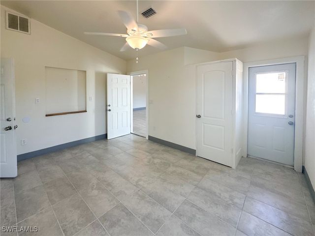 137 Meta ST, Fort Myers, FL 33905