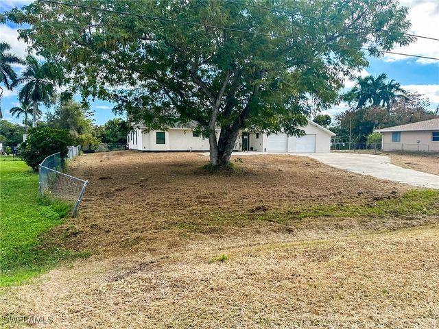 137 Meta ST, Fort Myers, FL 33905