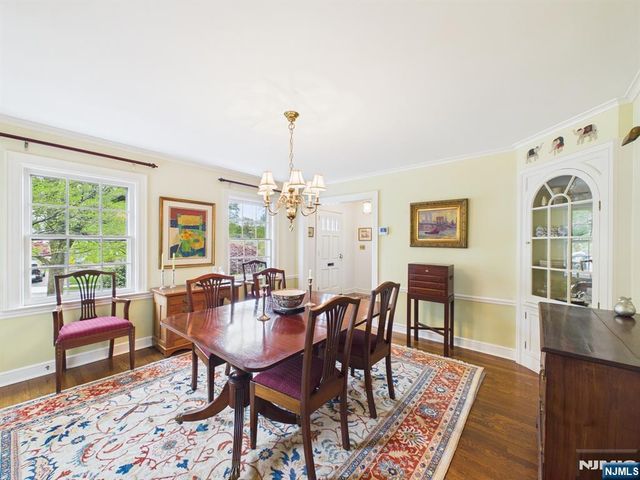 342 Beechwood Road, Ridgewood, NJ 07450