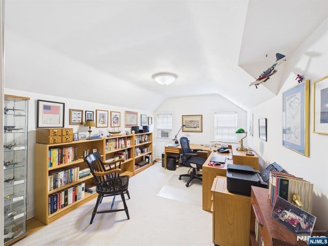 342 Beechwood Road, Ridgewood, NJ 07450