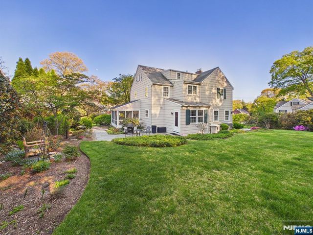 342 Beechwood Road, Ridgewood, NJ 07450