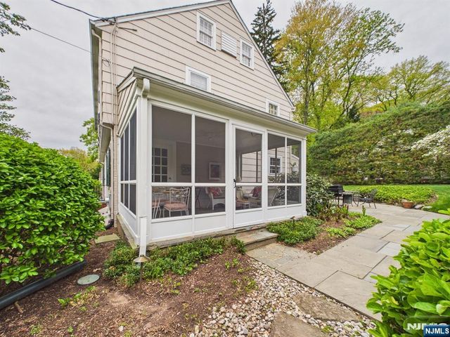 342 Beechwood Road, Ridgewood, NJ 07450