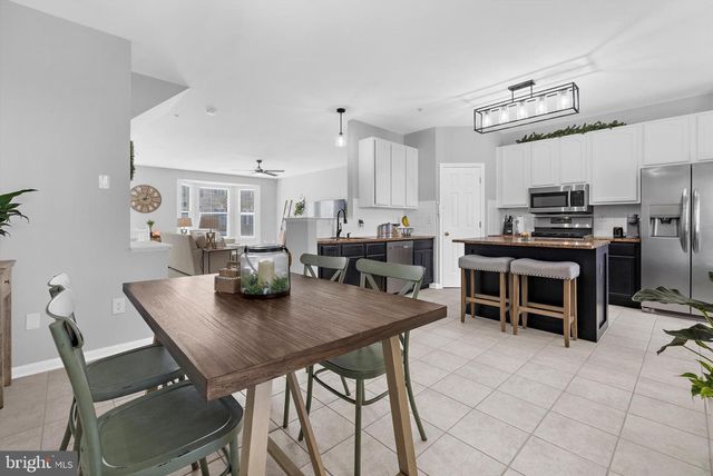 833 PATUXENT RUN CIR, Odenton, MD 21113