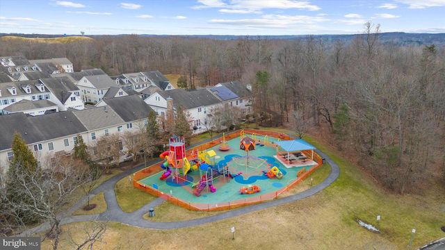 833 PATUXENT RUN CIR, Odenton, MD 21113