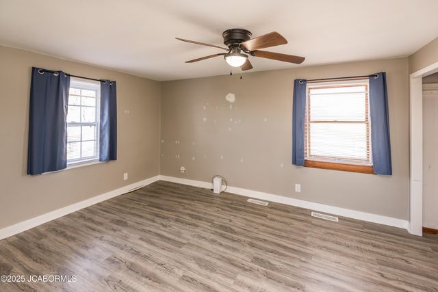 9112 BODE FERRY ROAD, Jefferson City, MO 65101