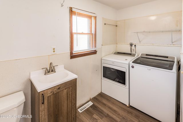 9112 BODE FERRY ROAD, Jefferson City, MO 65101