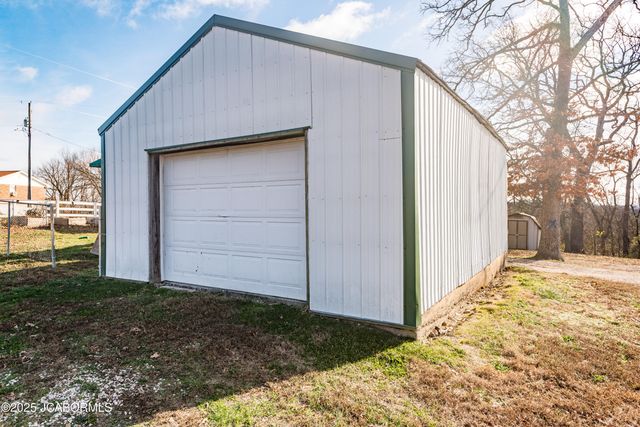 9112 BODE FERRY ROAD, Jefferson City, MO 65101