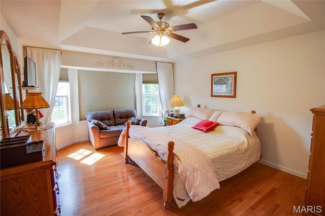 6814 Kensington Drive, Maryville, IL 62062