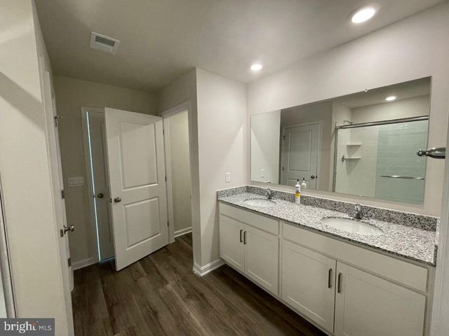 168 HAMSTEAD DR, Stephens City, VA 22655
