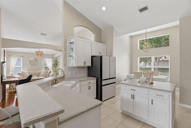 5826 HERONVIEW CRESCENT DRIVE, Lithia, FL 33547