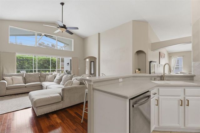5826 HERONVIEW CRESCENT DRIVE, Lithia, FL 33547