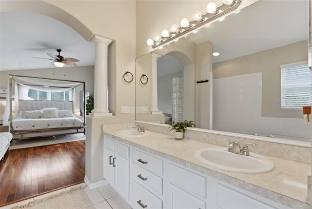 5826 HERONVIEW CRESCENT DRIVE, Lithia, FL 33547