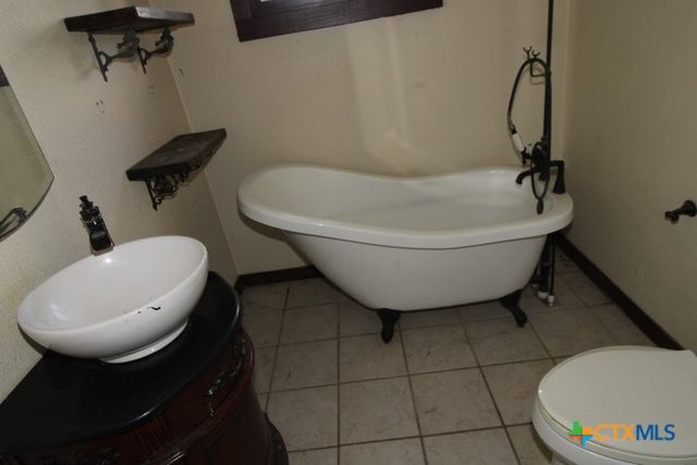 340 Pecan Street, Kempner, TX 76539