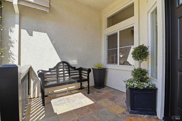 1043 Allen St, Petaluma, CA 94954