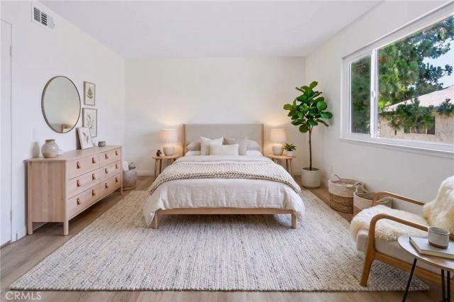 3002 E Via Siena, Anaheim, CA 92806